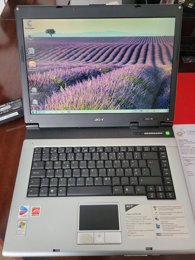 Vendo portátil Acer Aspire 1680 a funcionar normalmente