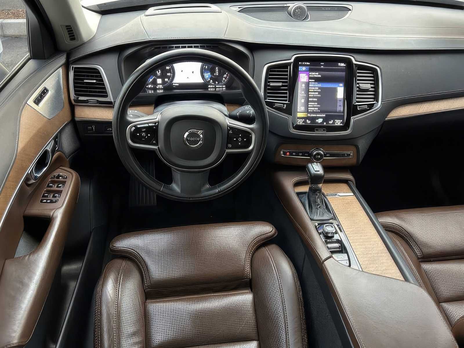 2019 Volvo XC90 T6 Inscription