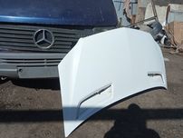 Капот рестайл Mercedes Sprinter 906 2014-2018 в хорошем состоянии.