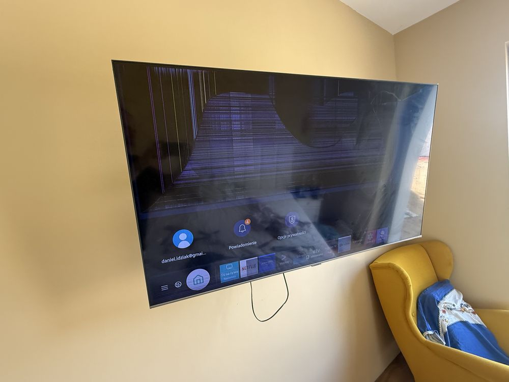 Sprzedam telewizor Samsung 55” LED – uszkodzony (zbita matryca)