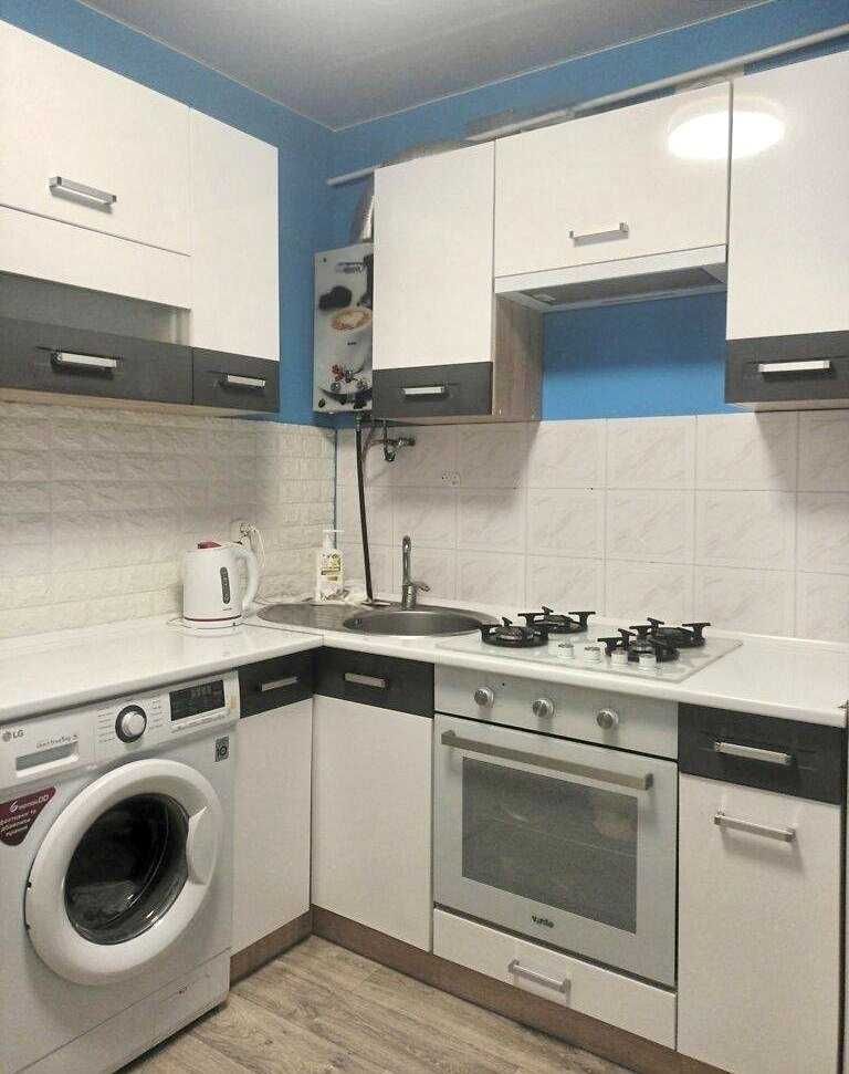 Продам 2-кімн. квартиру, Центр, парк Глоби, ул. Старокозацька AK