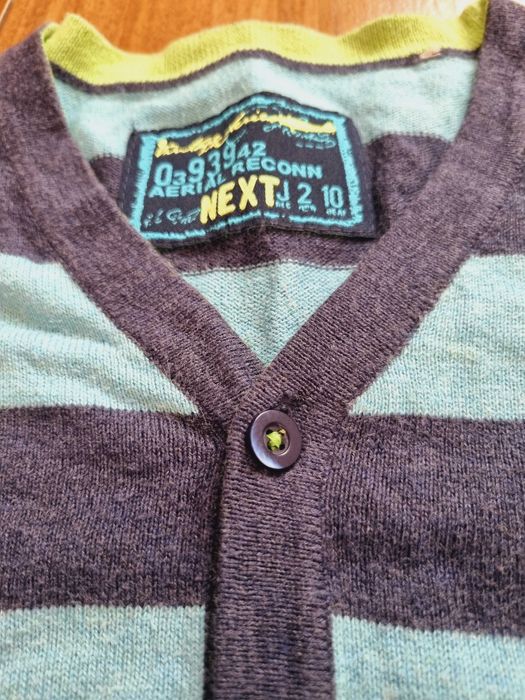 Sweterek elegancki R 92 rozpinany na guziki granatowy w paseczki bluza