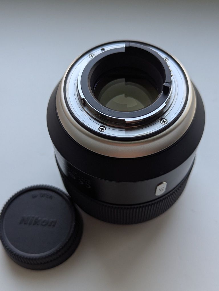 Tamron SP 85mm F1.8 Di VC USD Nikon F mount