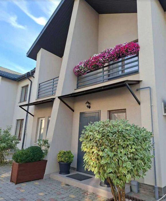 Таунхаус в Червоном хуторе. Закрытый кооператив! Комиссия 0%! 1Y15