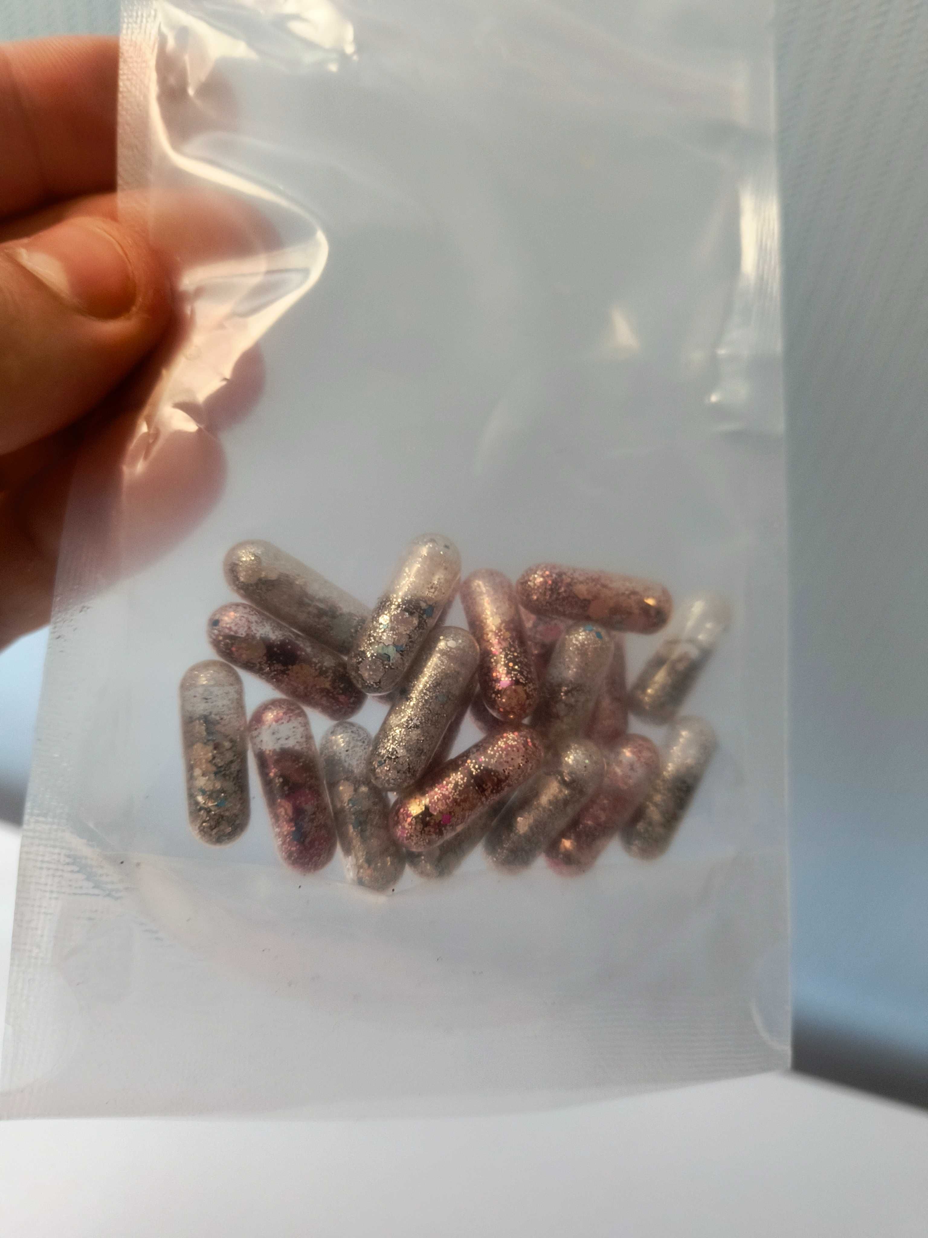 Вперше в Україні Glitter Pills - купть Гліттер Піллс капсули блискавки