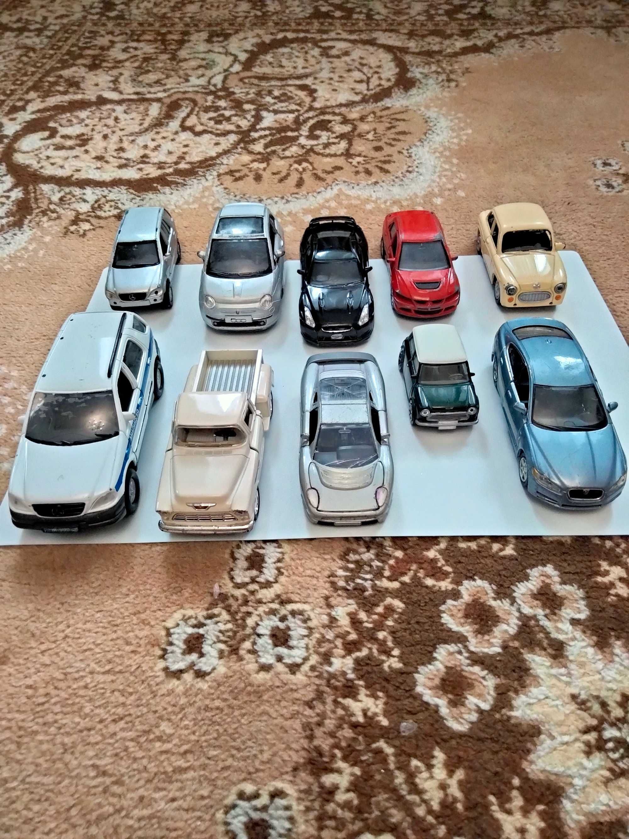 Масштабні моделі авто, машинки, модельки 1:28 - 1:43, іграшки.