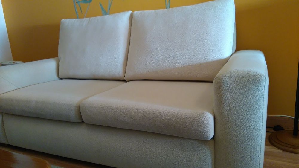 Sofa beje em Cortizane ( 3 Lugares )..