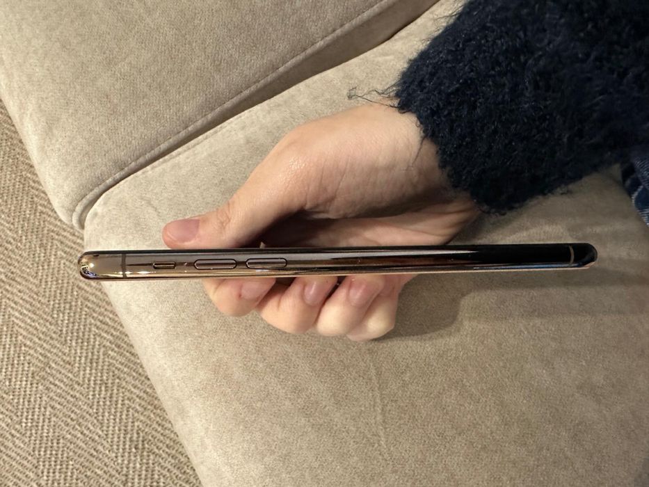 Iphone 11 pro max como novo