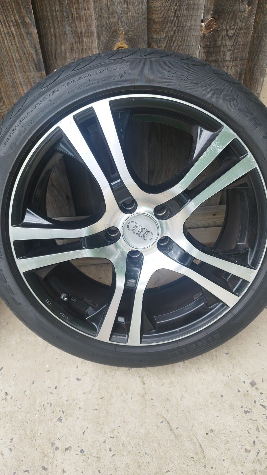 Koła Audi A4 A5 felgi alufelgi opony komplet 5x112 opony 245/40 r18