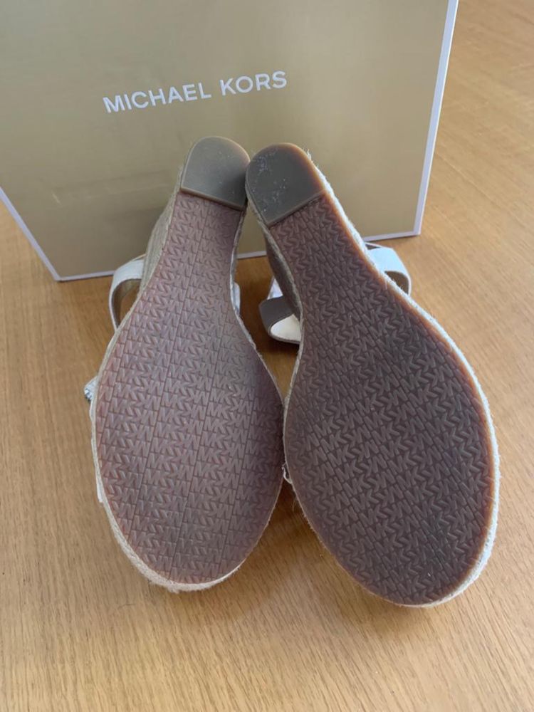 Sandalias Michael Kors, 37, Originais, Cor Cru