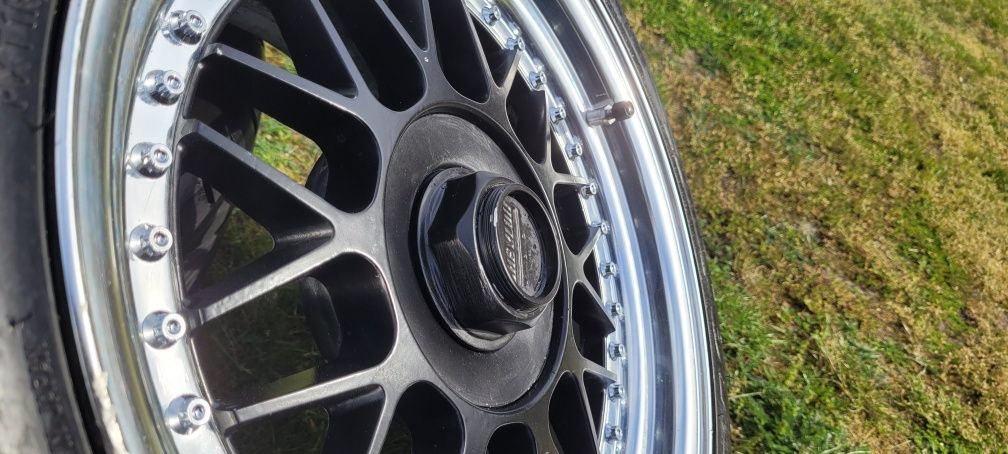 WRD Mesh 16" 5x114 JDM Skręcane 3tlg Honda Lexus