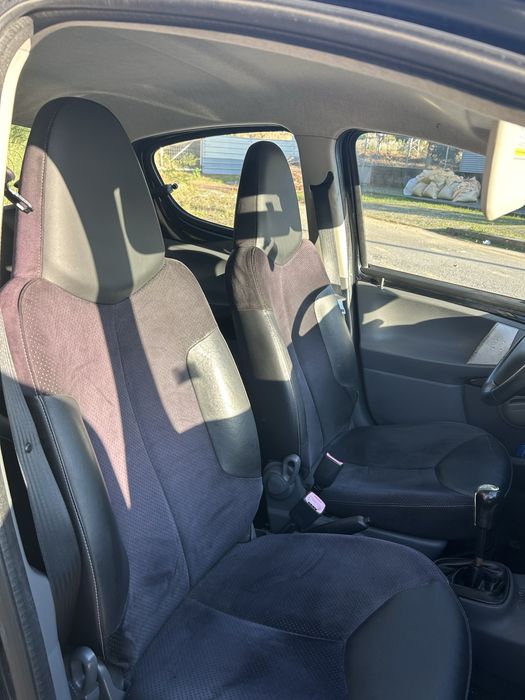 Peugeot 107 1.0 (Motor Toyota) 68 cv – 2009 –