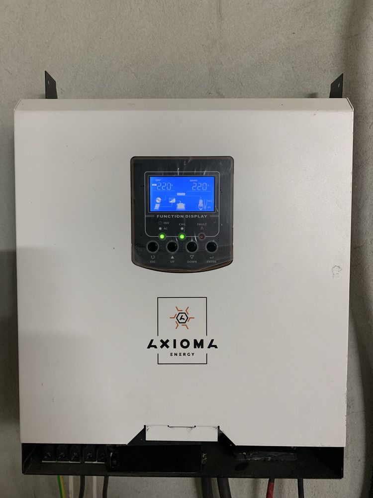 Гібридний ДБЖ 3000 Вт, 24 В + МППТ на 3 кВт, ISPWM 3000 Axioma energy
