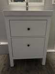 Szafka łazienkowa z umywalką, bateria + szafka wisząca Ikea Hemnes