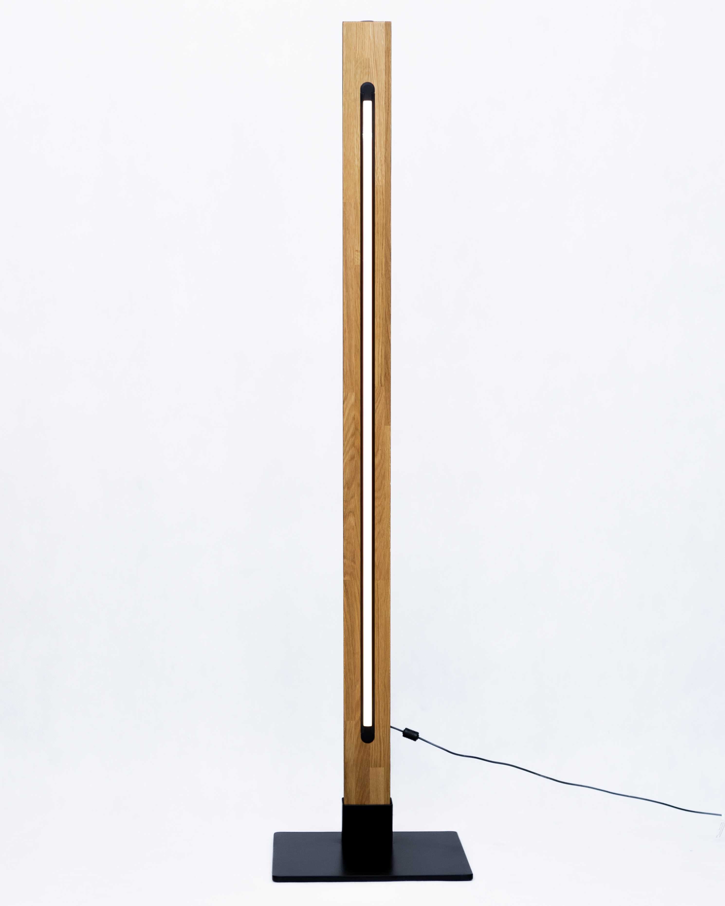 Lampa Stojąca Podłogowa Drewniana LOFT Metalowa Podstawa Dębowa