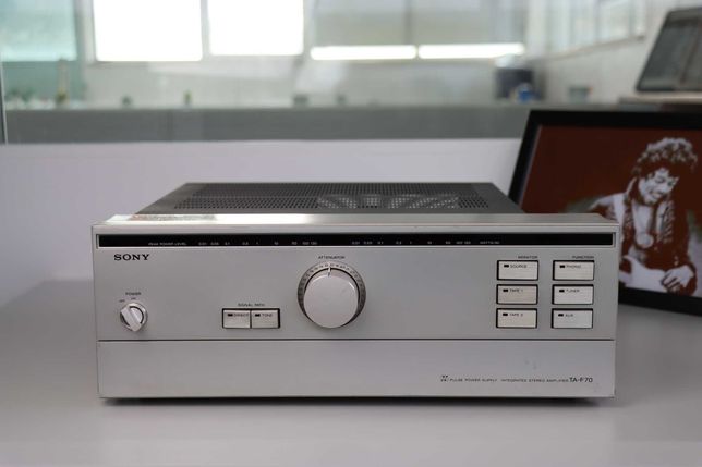 Amplificador Sony TA-F70