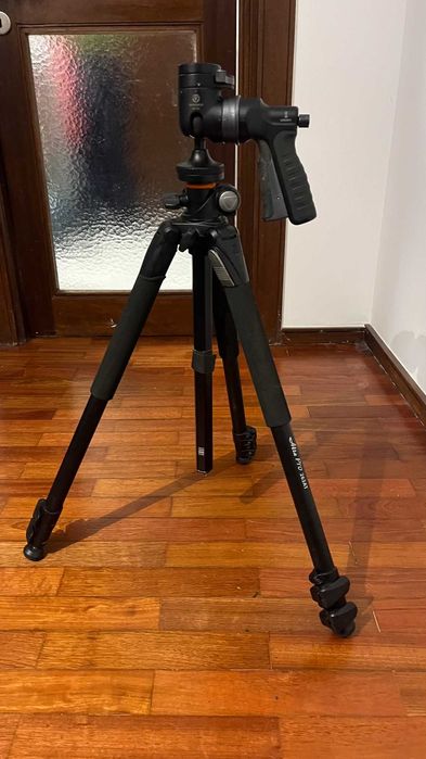 Vanguard GH100 +Tripé de alumínio Vanguard Alta Pro 263AT