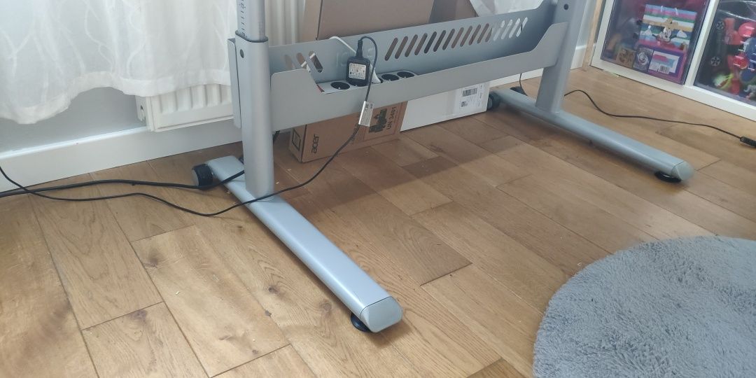 Biurko ergonomiczne PAIDI Tablo z regulacją wysokości i kąta nachyleni