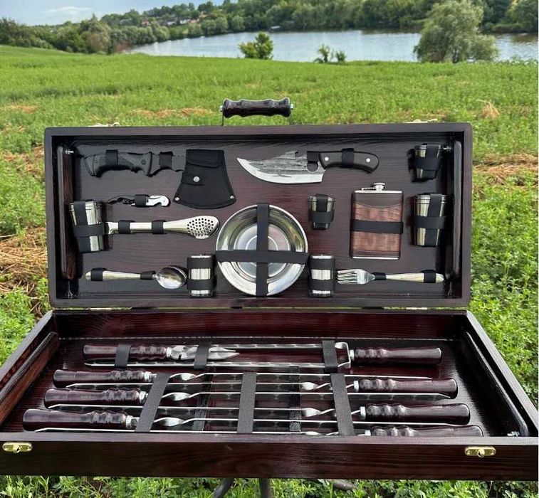 Набір шампурів в деревяному кейсі / набор шампуров/подарунок чоловіку.
