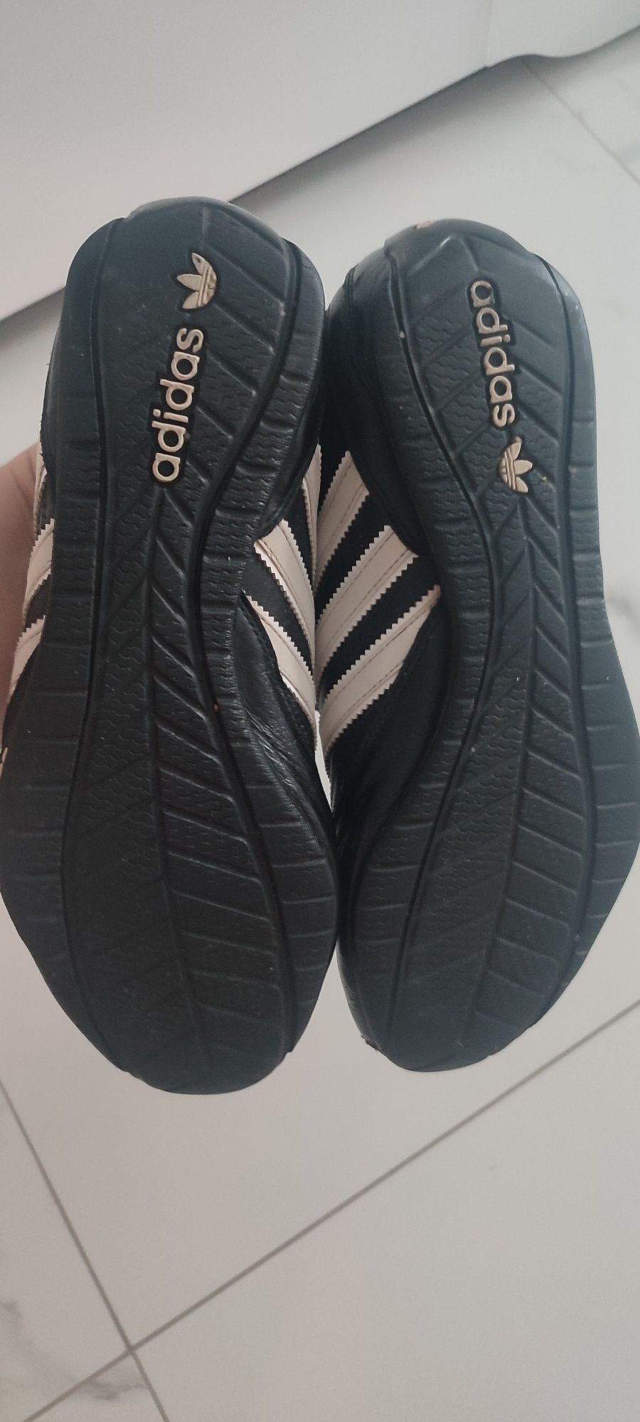 Buty piłkarskie turfy Adidas 40 2/3