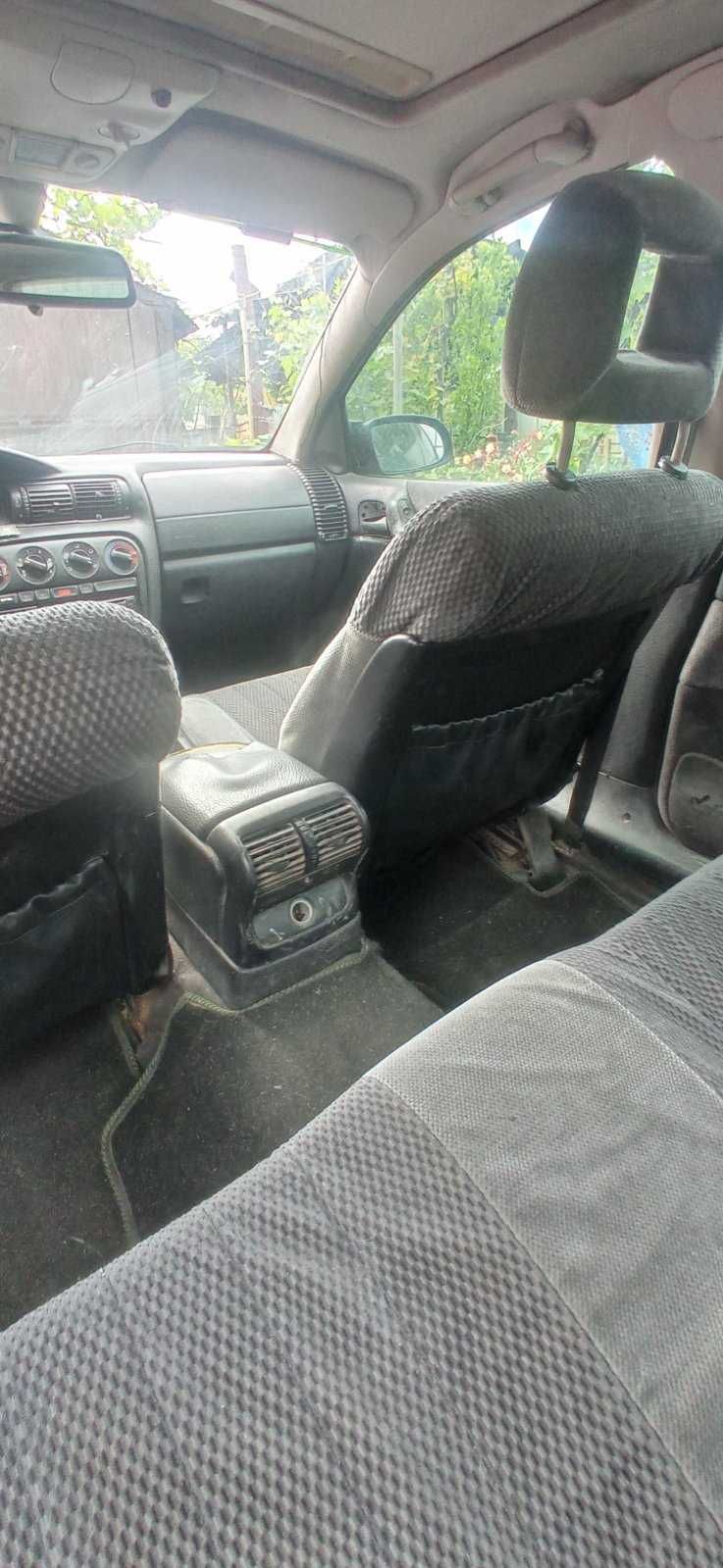 Opel Omega B 1994 року