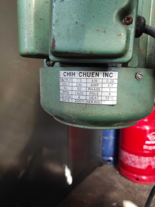 Coluna vertical de furar