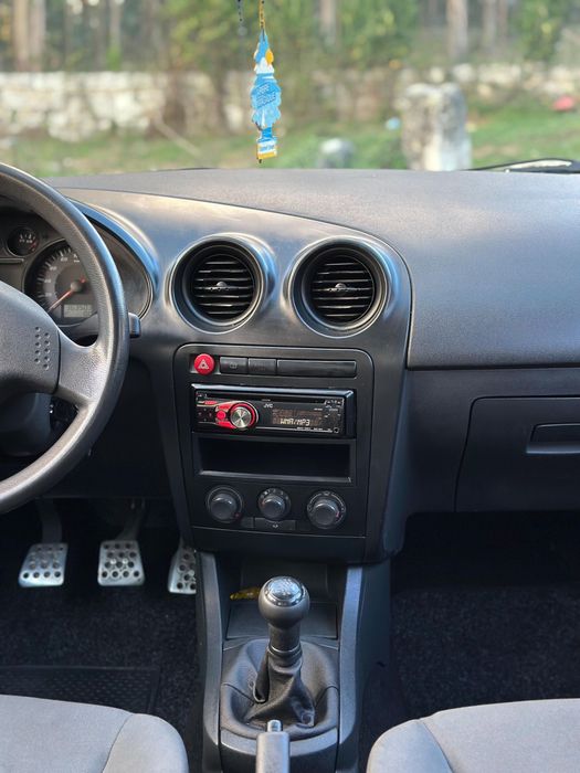 Seat ibiza 1.4 tdi 5 lugares