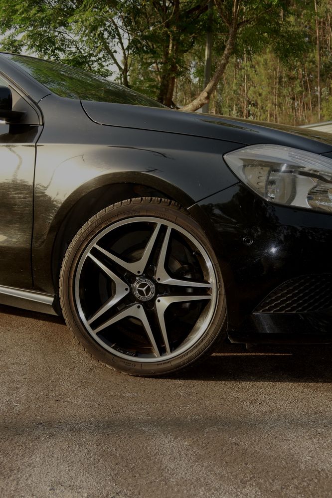 Mercedes A180.
