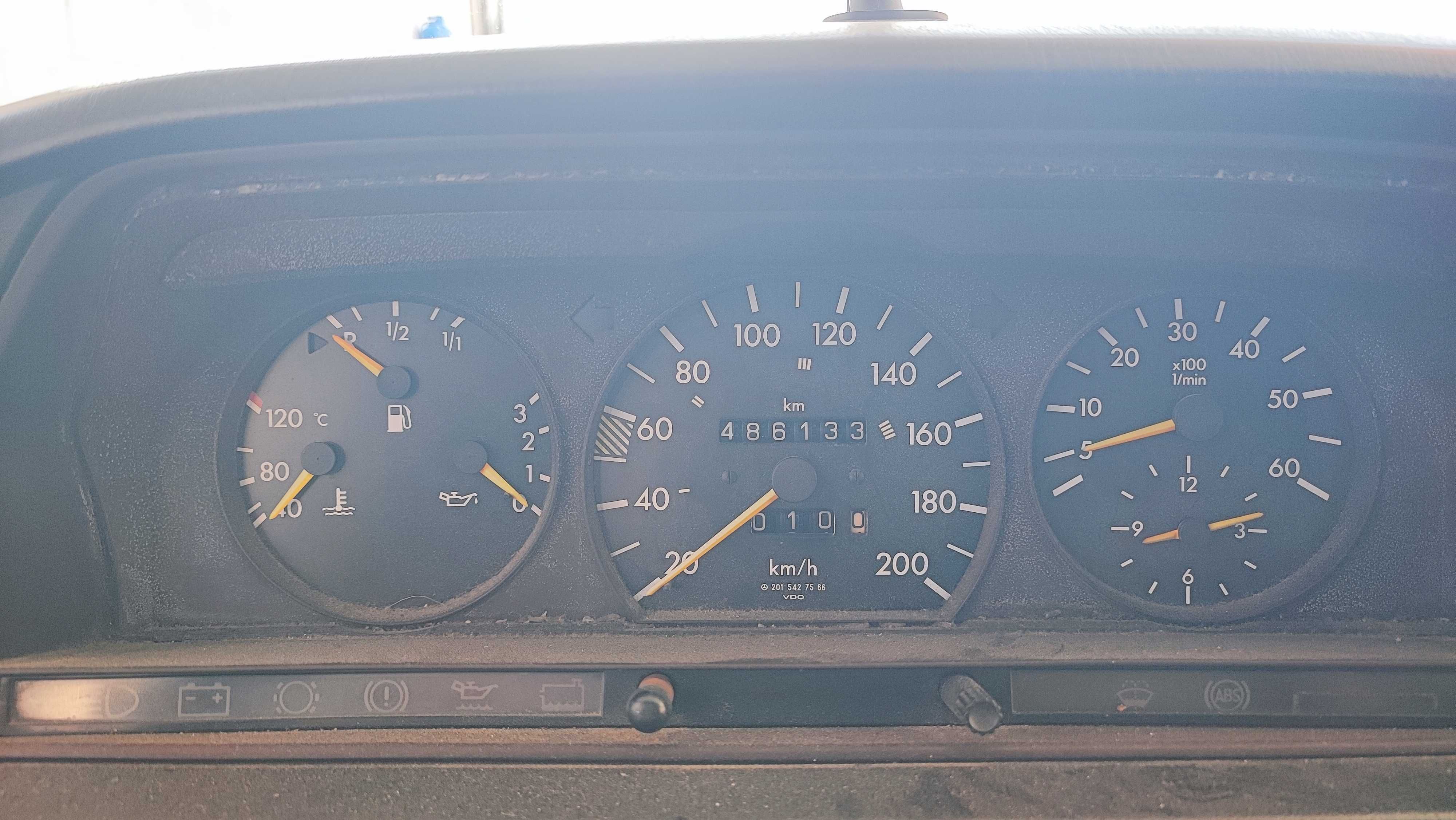 Mercedes Benz 190d 2.5
