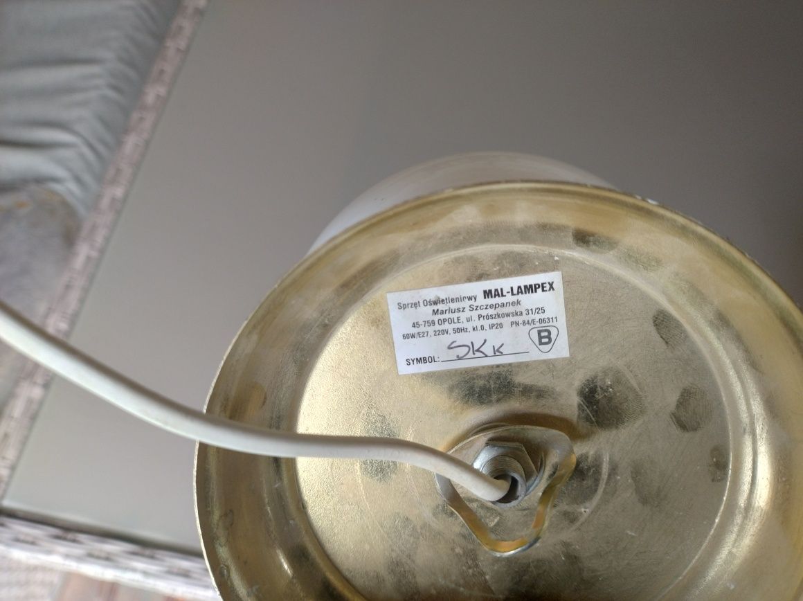 Lampa lampka  biała szklana kula 15cm złoto