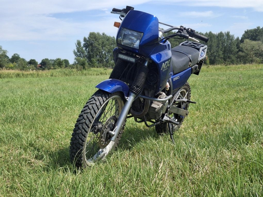 Honda nx 250 dominator