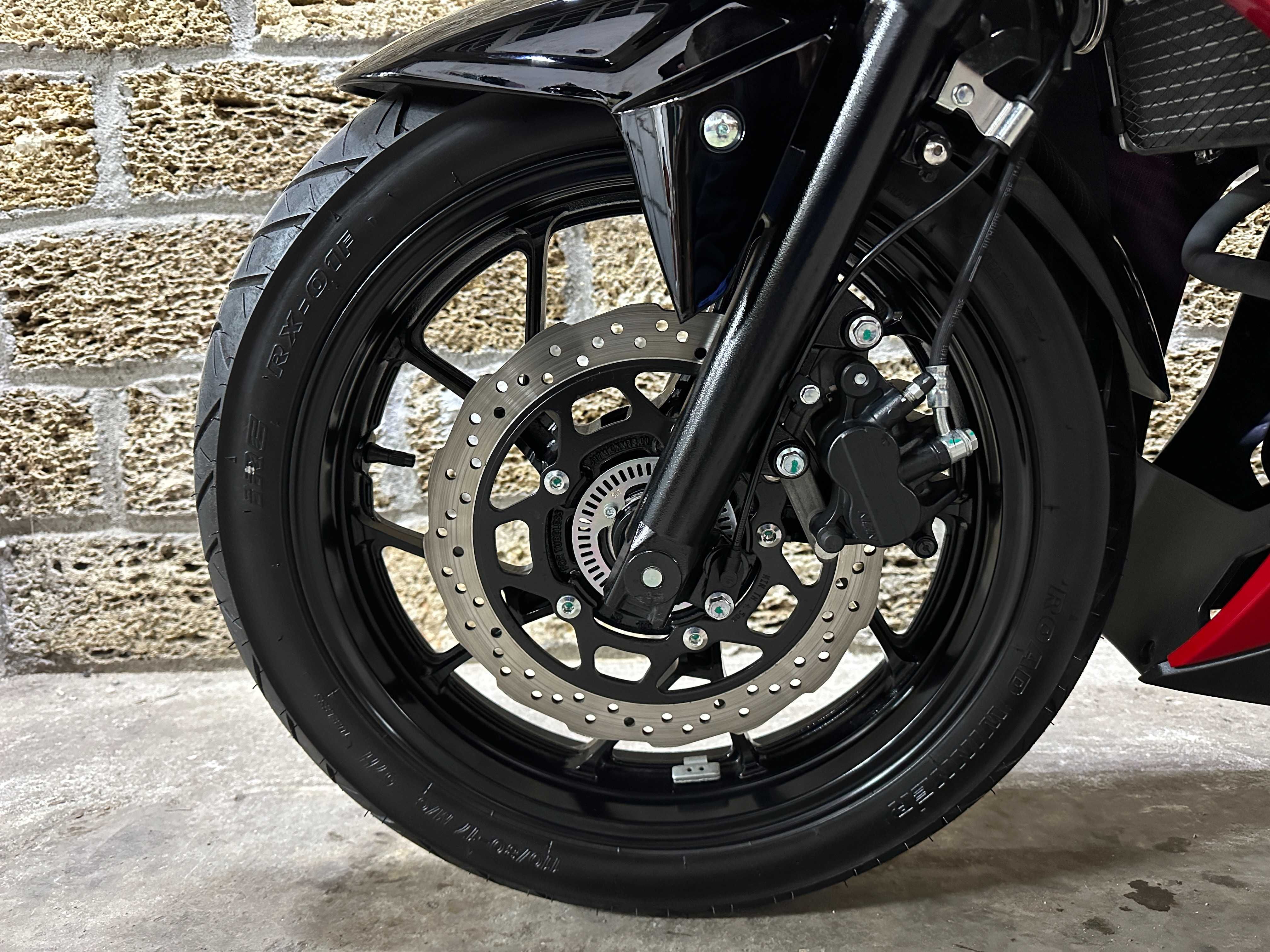 Suzuki GSX 250 R Без пробега по Украине