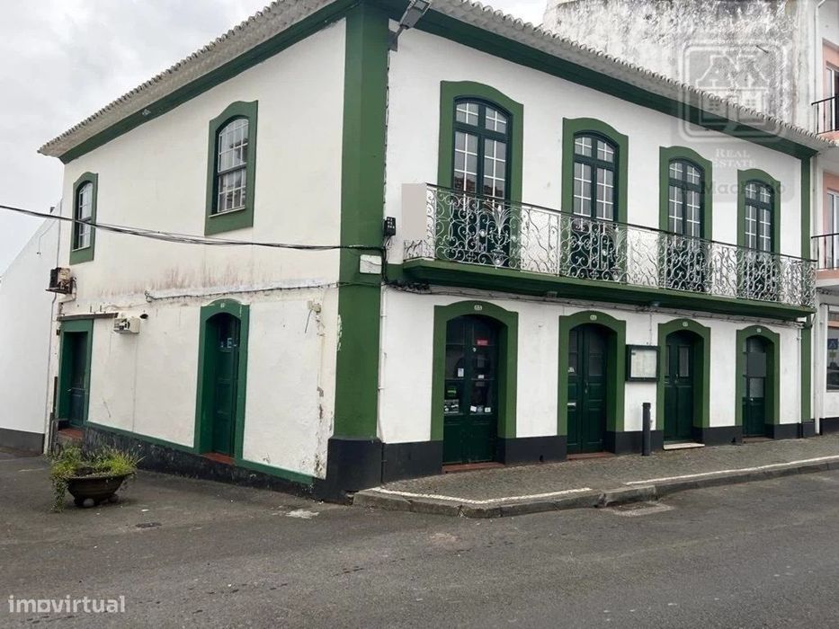 Venda De Área Comercial - Restaurante Com Garagem - Angra Do Heroís...