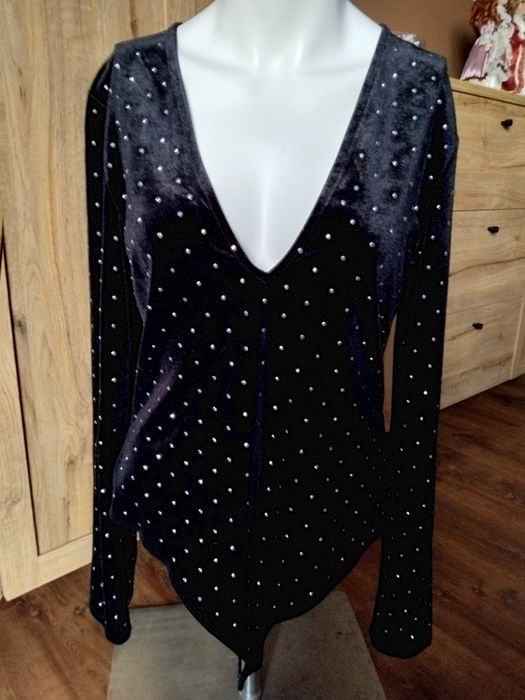 Czarne aksamitne body nowe