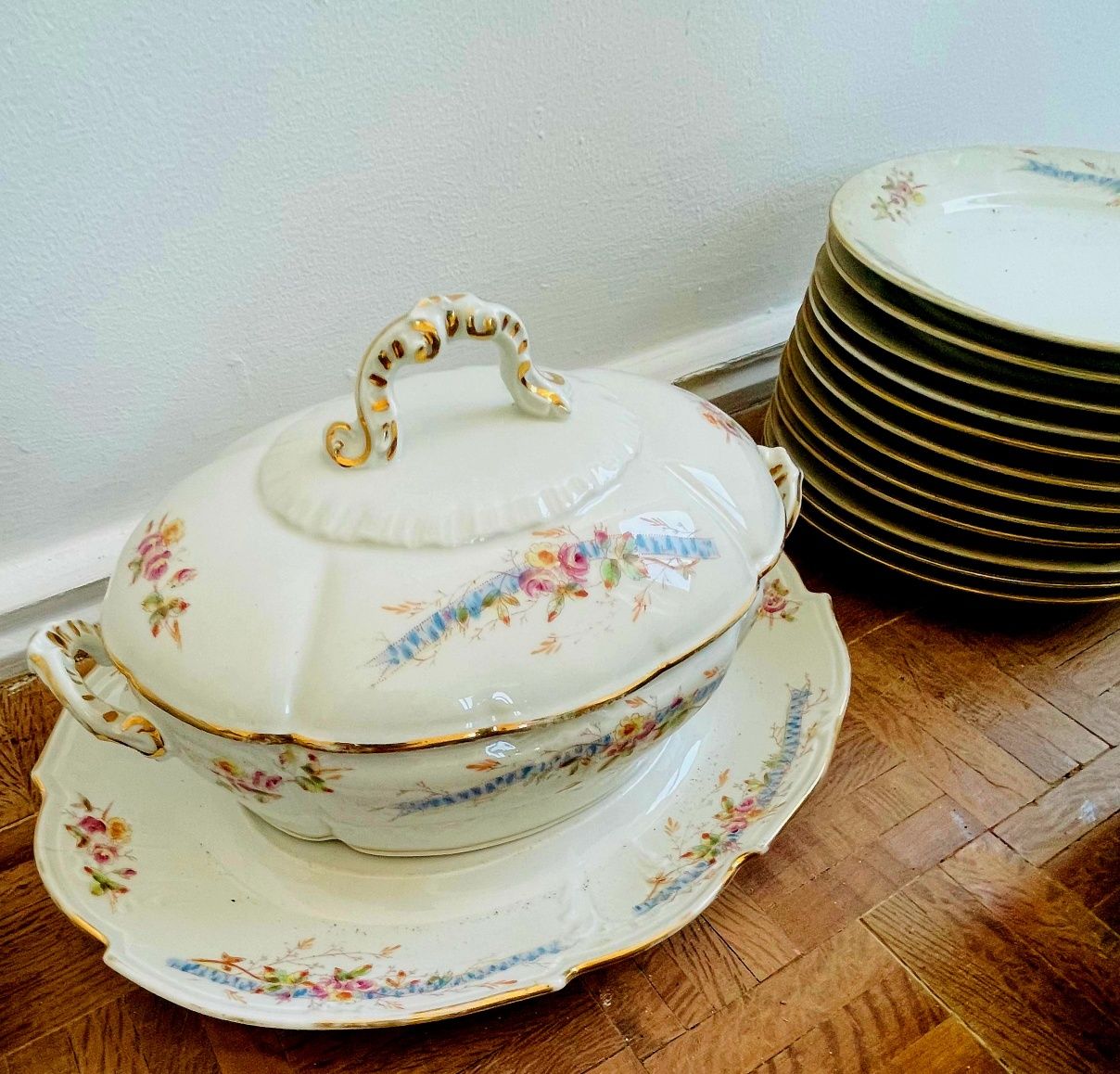 Serviço de jantar, completo, porcelana