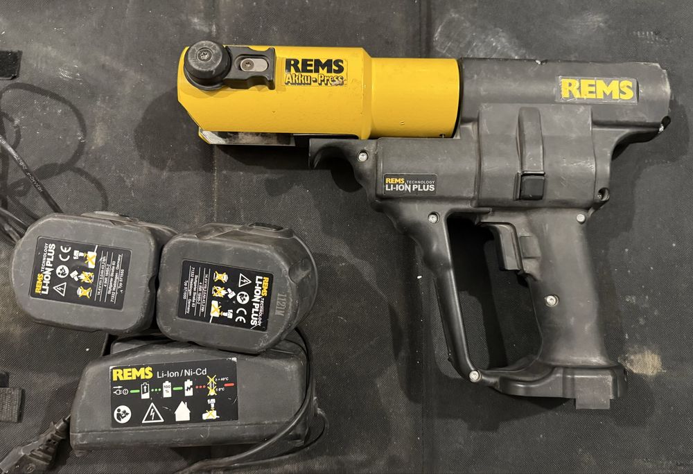 REMS zaciskarka akumulatorowa ACC cegi M 15-35