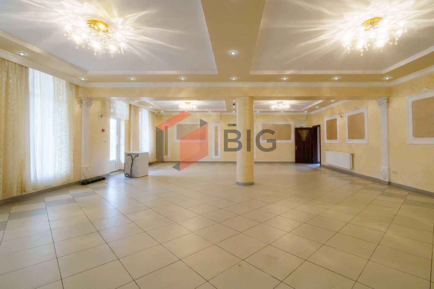 Окрема будівля 449 м2 з ремонтом за вул. Шевченка в с. Братківці