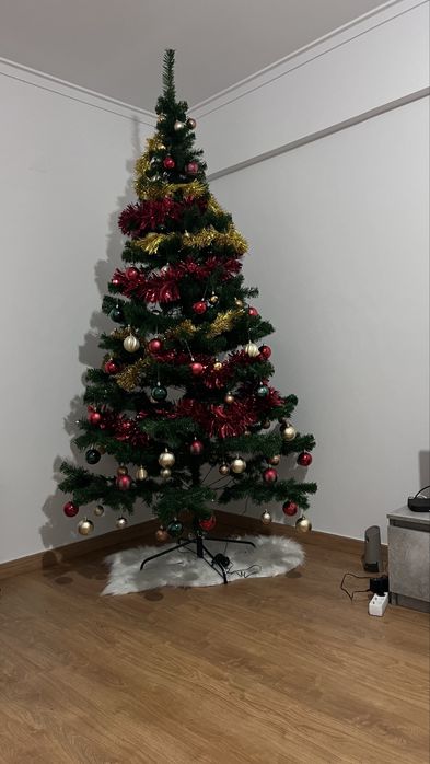 Árvore de natal 240 cm de altura