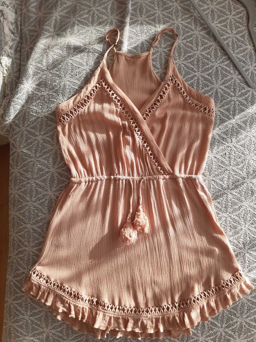 Sukienka zwiewna letnia mini pudrowy róż morela z rayonu