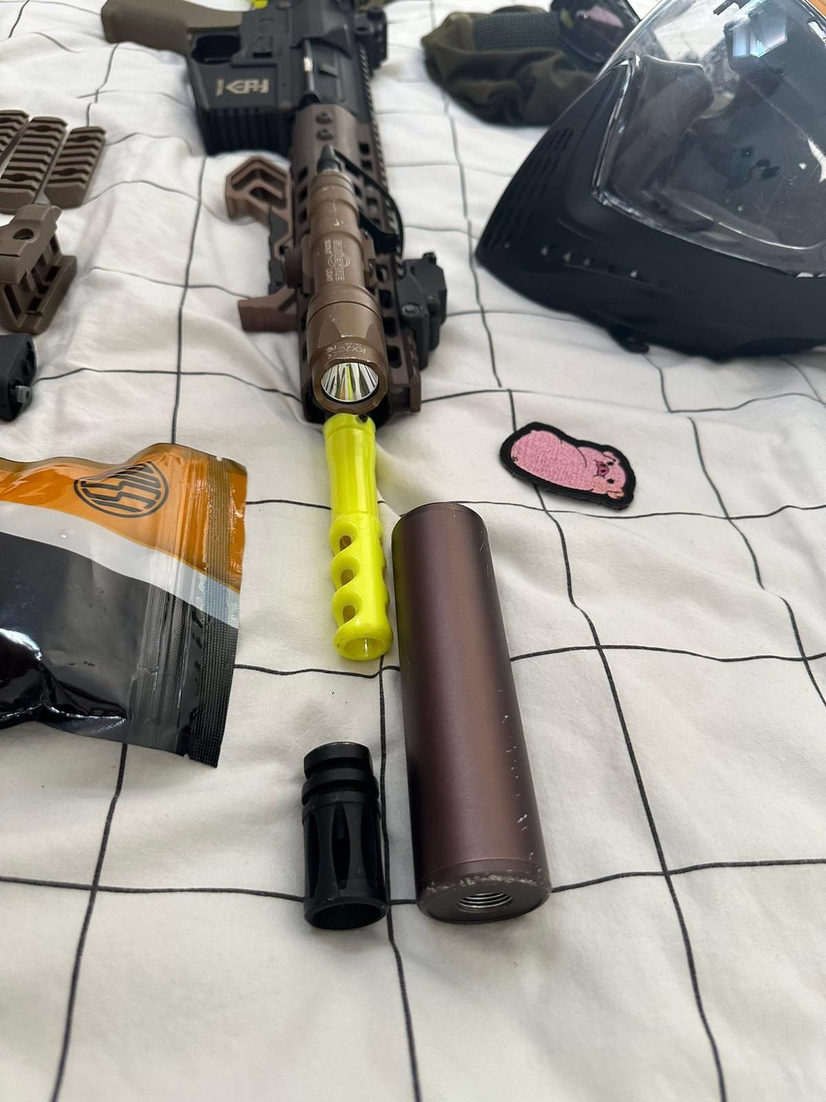 Vendo arma de airsoft (kit de iniciante, conjunto airsoft)