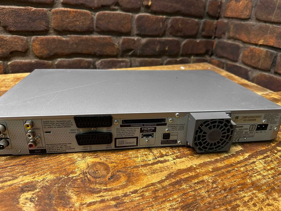 Nagrywarka PANASONIC   DMR-EX 84 C