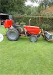 Traktorek Mitsubishi 3 cylindry 4x4 z zamiatarka