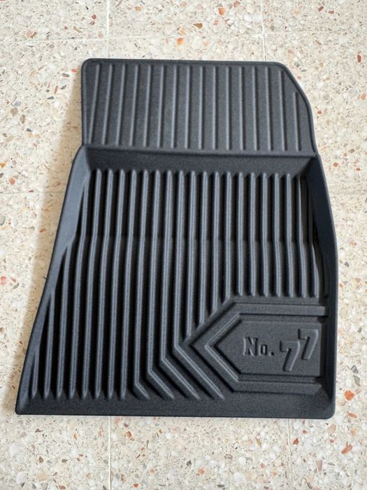 Tapetes Tesla em borracha - todos modelos CarPed.pt