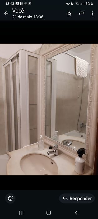 Alugo quarto para solteiro