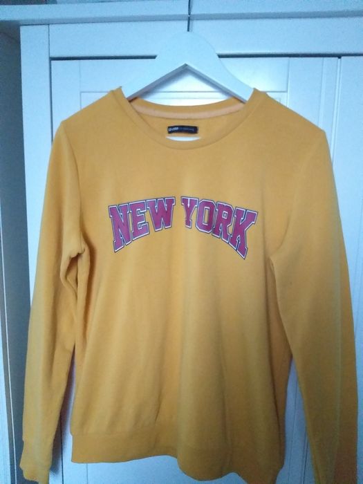 Bluza Sweter Cropp Damski zółty z napisem New York L