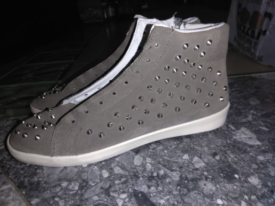 Steve Madden Sneakersy z ćwiekami rozm 38,5