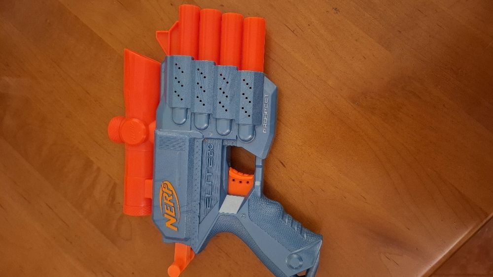 2 pistolas nerf como novas