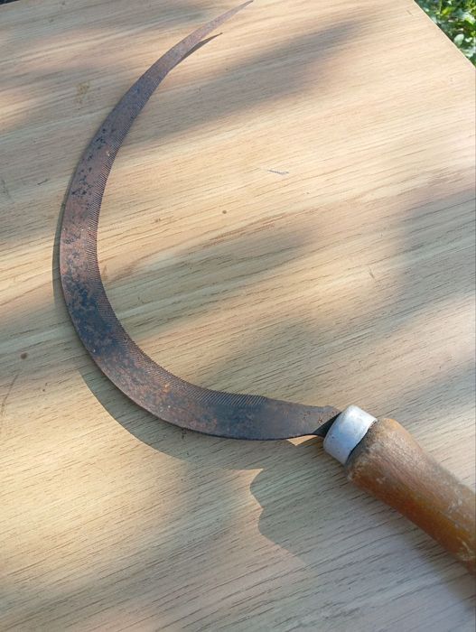 Серп надійний з ручкою