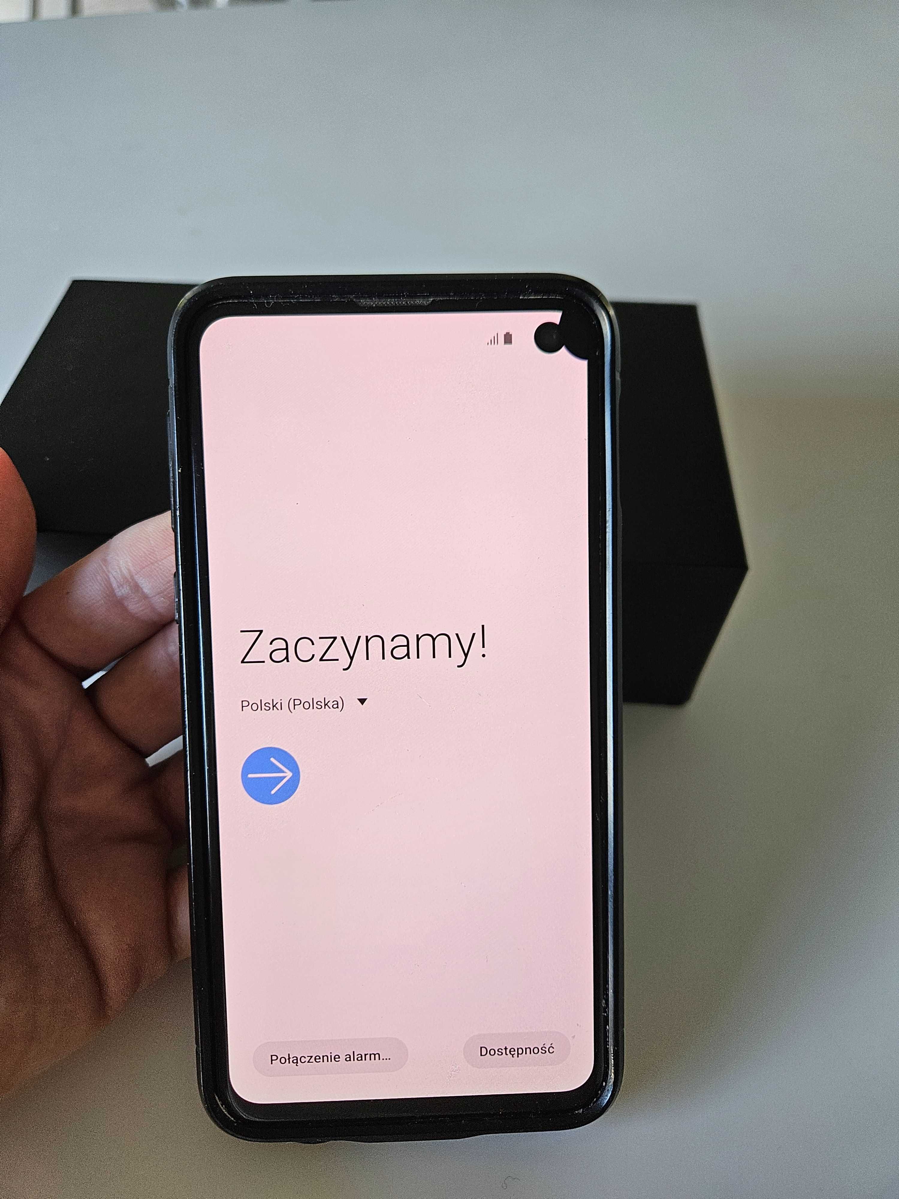 Smartphone Samsung S10e sprawny plus gratisy