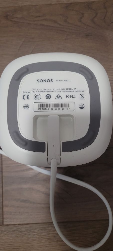 Колонка SONOS...